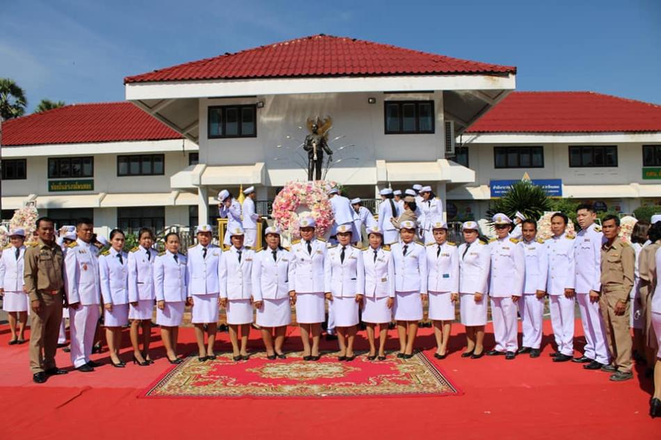 กิจกรรมน้อมรำลึกเนื่องในวันคล้ายวันสวรรคตพระบาทสมเด็จพระจุลจอมเกล้าเจ้าอยู่หัว  (11 ภาพ)